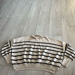 TFY Collection women’s sweater size Xl